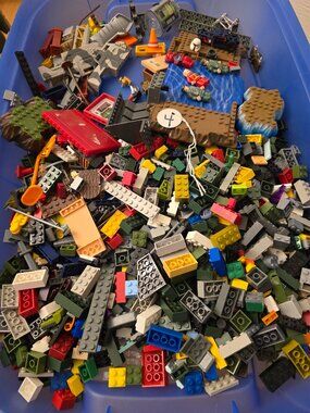 MEGA Bloks 3lbs assorted small blocks and specialty pieces